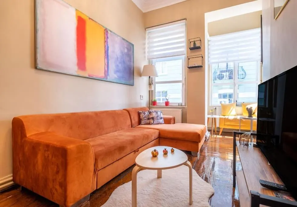 Smashing Flat At The Heart Of Galata contacts