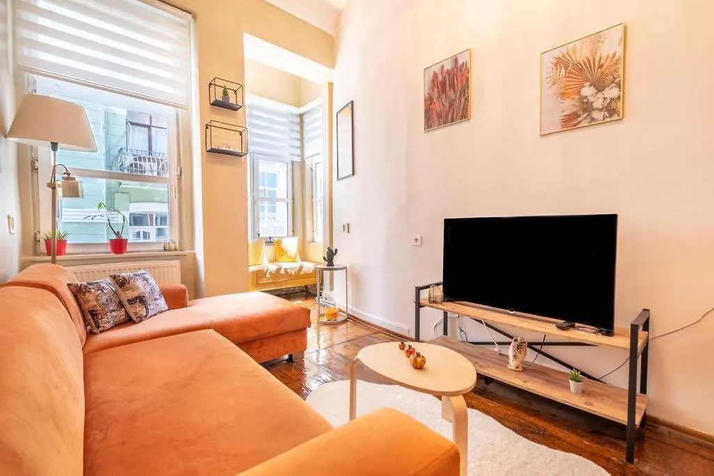 Appartamento Smashing Flat At The Heart Of Galata Provincia di Provincia di Istanbul Turchia